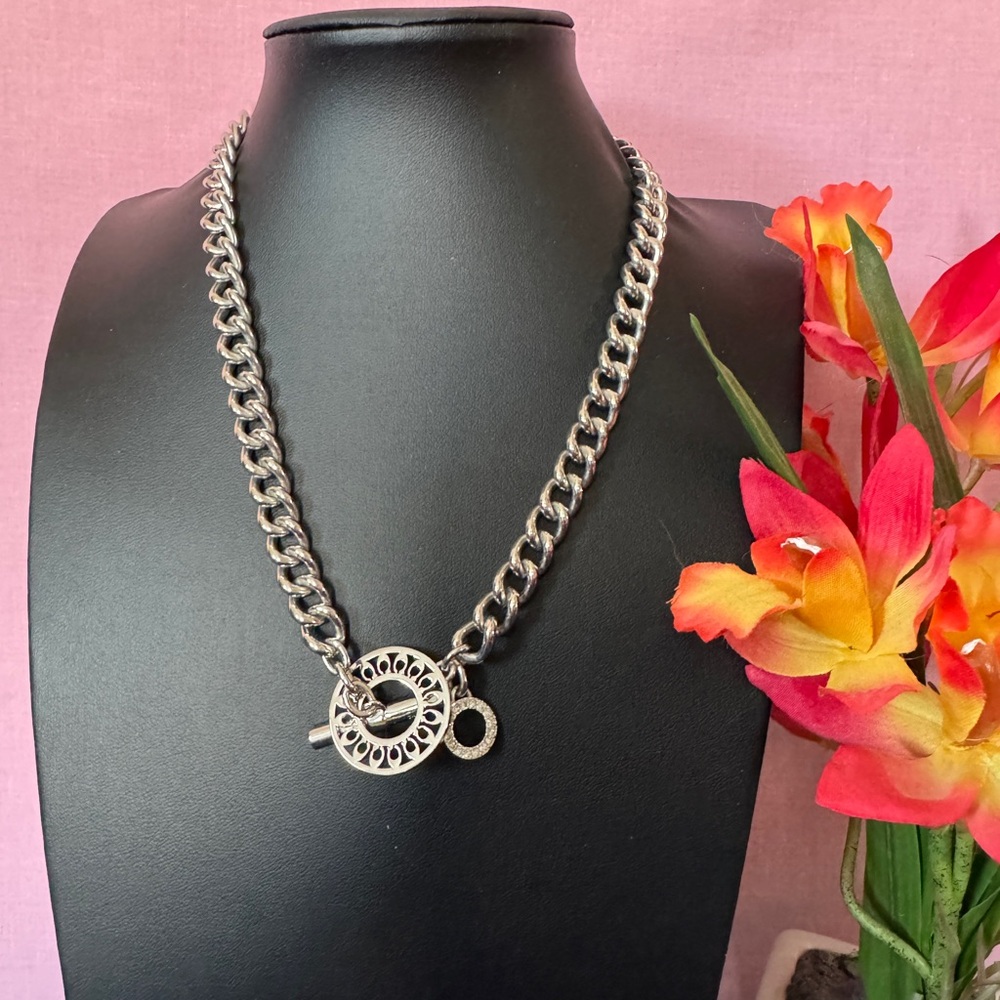 Coach EUC silver signature toggle necklace (thick & heavy!)